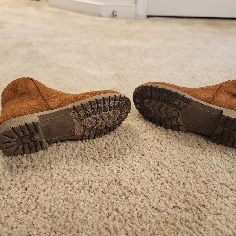 Just Fab Youth Big Kid‎ Size 2 Brown Suede Short Boots Bootie